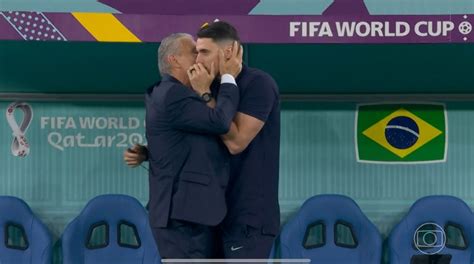 gabriele rizzi bachi|Quem é Matheus Bachi, filho e auxiliar de Tite, que recebeu beijo .